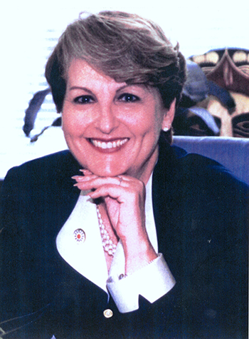 Dr. Dolores Fernandez