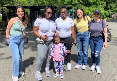 FUiE students visiting the Bronx Zoo.
